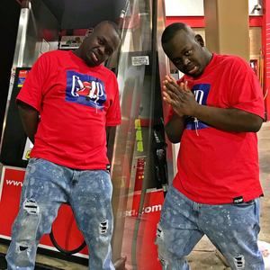 Meet your Posher, Moekelly